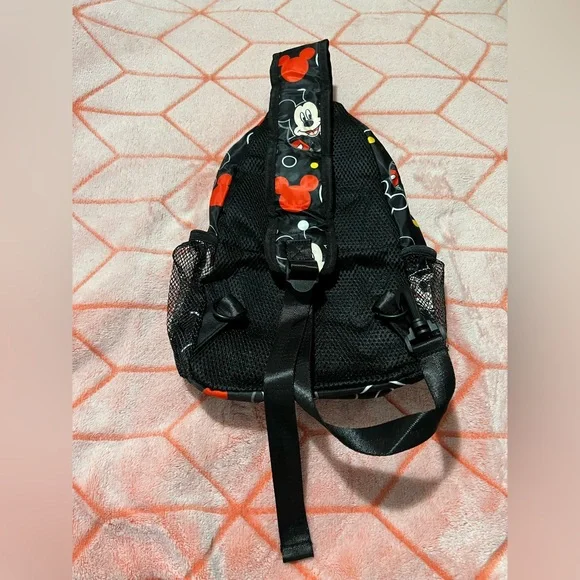 Large Mickey Mouse Sling Bag ✨NWOT✨ - Picture 2 of 7